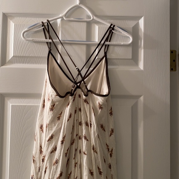 Handkerchief Dress - Picture 3 of 4